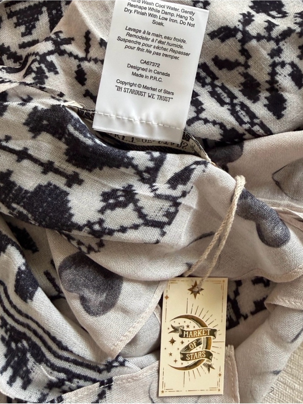 Lightweight Patterned Wrap - Picture 5 of 7